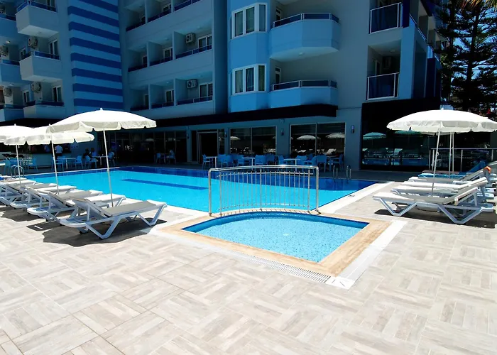 Kleopatra Ramira Hotel