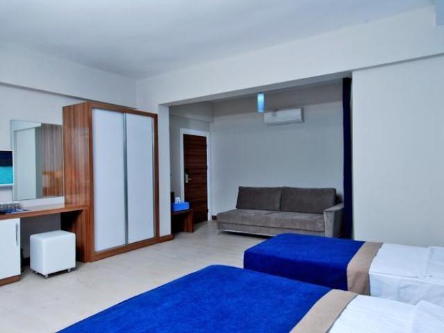 Kleopatra Ramira Отель 4*